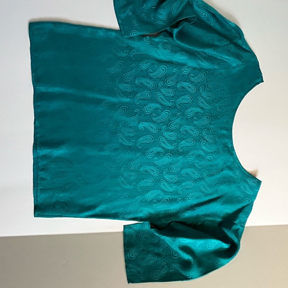 Jade Silk - Paisley Top - Size S - Picture 5 of 5